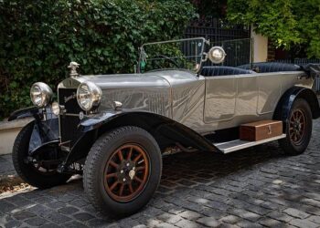 Voitures en flammes, feux d’artifice et violences : une nuit de Nouvel An explosive à Toulouse Voitures en flammes, feux d’artifice et violences : une nuit de Nouvel An explosive à Toulouse