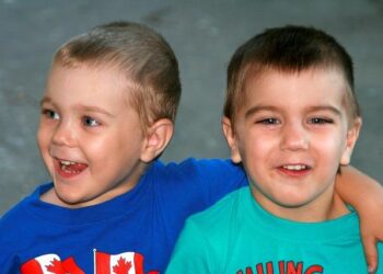 Gemini 3, l’armée de robots chinois et l’arrivée de Starlink en France : les actus tech incontournables à découvrir Gemini 3, l’armée de robots chinois et l’arrivée de Starlink en France : les actus tech incontournables à découvrir