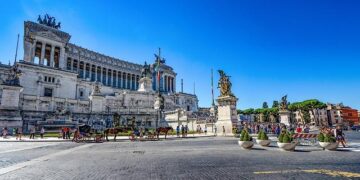 Emmanuel Macron Défend la Reconnaissance des Cafés et Bistrots Français par l’Unesco