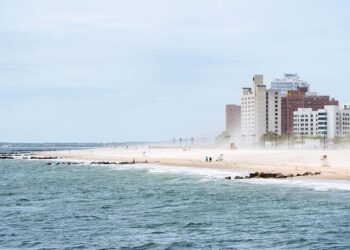 Tempête Goretti : des rafales puissantes jusqu’à 160 km/h attendues cette nuit en France Tempête Goretti : des rafales puissantes jusqu’à 160 km/h attendues cette nuit en France