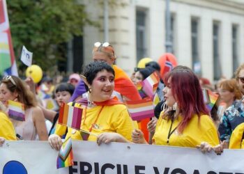 « On étouffe de plus en plus » : la plus ancienne librairie queer de Paris lance un appel urgent à l&rsquo;aide
