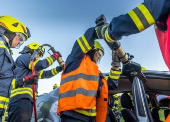 Un camion fonce sur 22 voitures à Antibes : 37 blessés dans un choc spectaculaire dévoilé