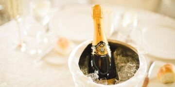 Mavrommatis : L&rsquo;ambassadeur brillant de la gastronomie grecque en France