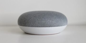 Google Health Coach : pourquoi l&rsquo;IA santé Gemini arrive en France avec des fonctionnalités restreintes