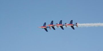 Ne ratez pas le spectaculaire passage des Alphajet bleu-blanc-rouge à Toulouse ce vendredi !