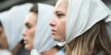 Over 110,000 Rally Across France to Stand Against the « Health Dictatorship