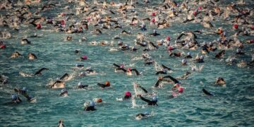 « Canicule historique : comment l&rsquo;Ironman de Nice se réinvente pour relever le défi »