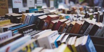 Strasbourg : la librairie indépendante Dinali ferme ses portes fin août, un coup dur pour les amateurs de lecture

—

Fin août, la librairie indépendante Dinali tire sa révérence à Strasbourg, une triste nouvelle pour tous les passionnés de lecture