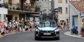 At Just 21, Titia Ryo Carries France’s Hopes—Can She Transform the Tour de France Femmes?