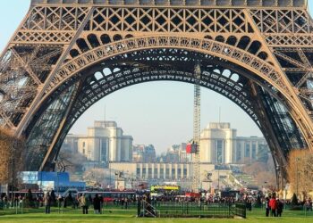 Le Tour de France 2026 s’achève ce dimanche à Paris : où et quand voir les coureurs passer à Montmartre ?
Engaging rewrite:
Ne manquez pas le final du Tour de France 2026 à Montmartre : où et quand admirer les coureurs ce dimanche !