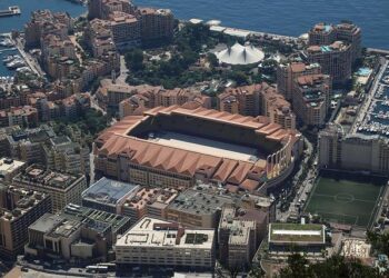 Stade Français Surprend en Déplaçant un Match Exceptionnel au Stade de France