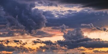 Lyon et le Rhône sous haute tension : orages violents, vents forts et chaleur extrême jusqu’à 40°C !