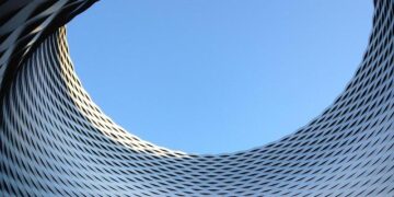 Art Basel Paris Shortened and Museums Closed Saturday Due to Protest